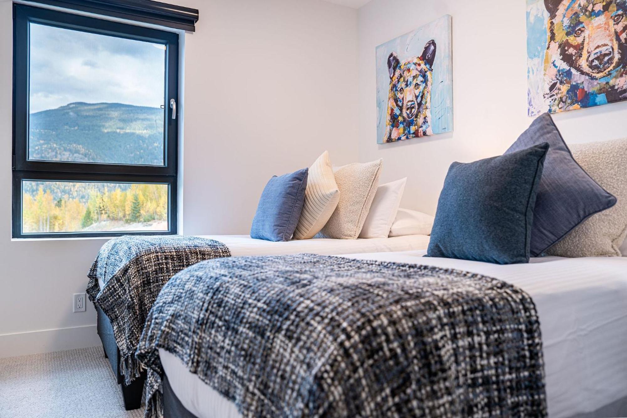 Bluebird Daze By Revelstoke Vacations Lejlighed Eksteriør billede