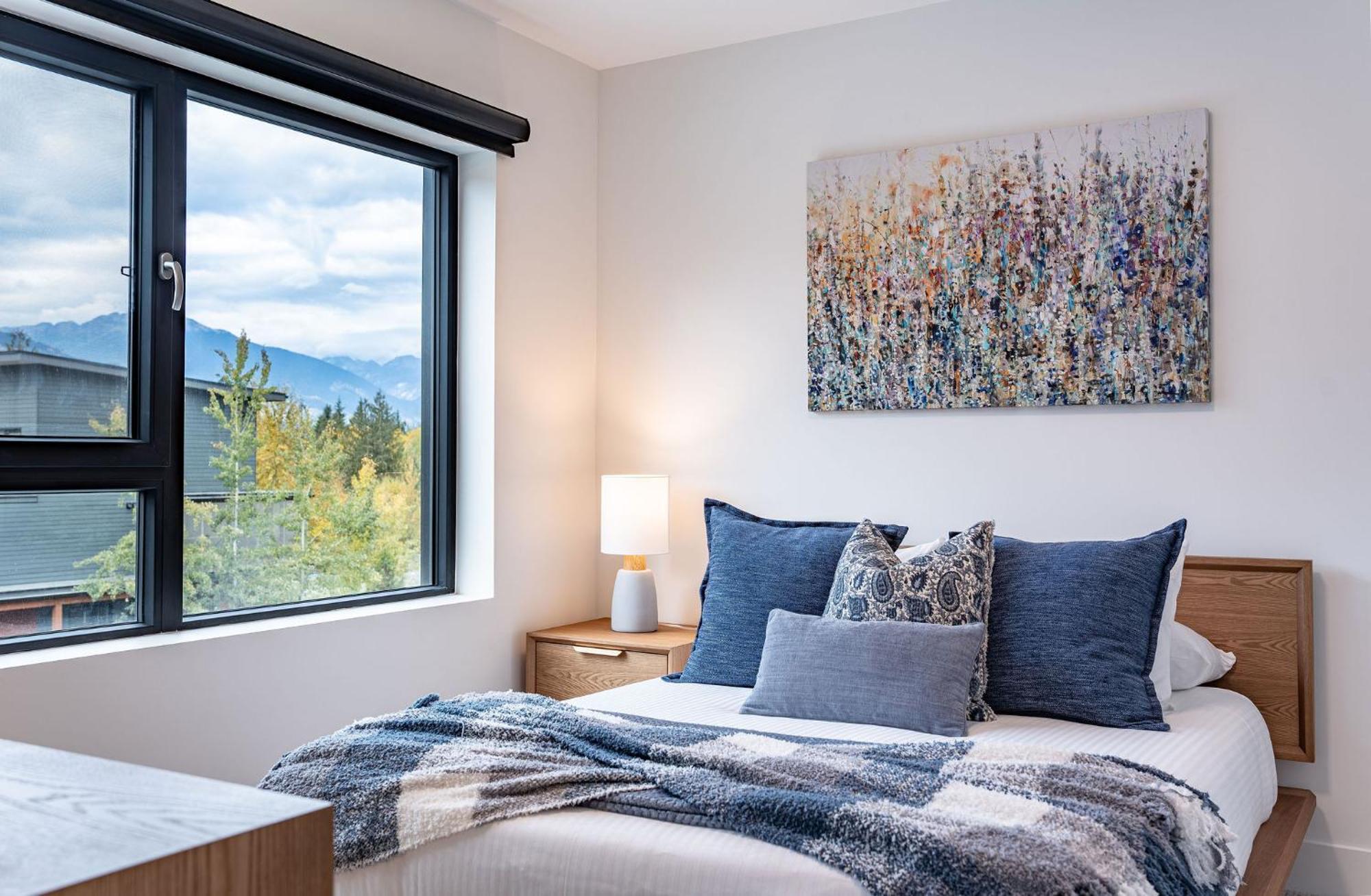 Bluebird Daze By Revelstoke Vacations Lejlighed Eksteriør billede